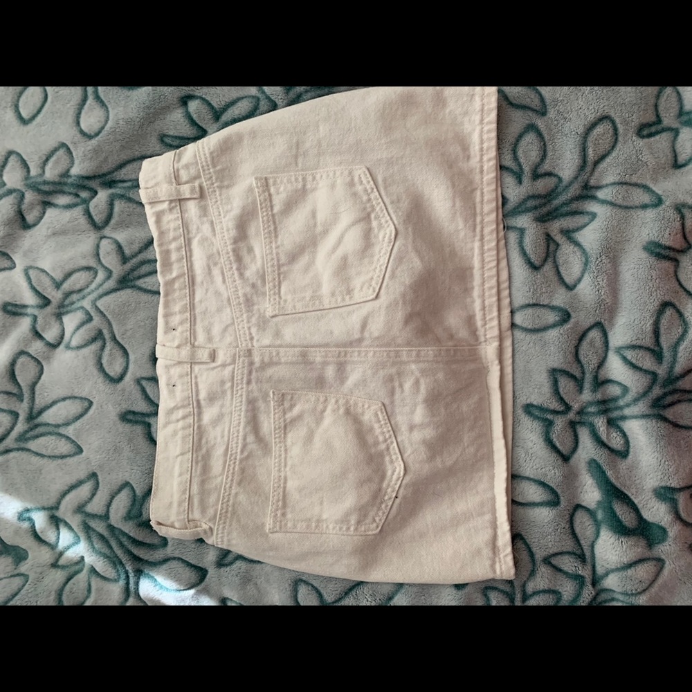 Forever 21 white denim skirt size 28 - Picture 2 of 3